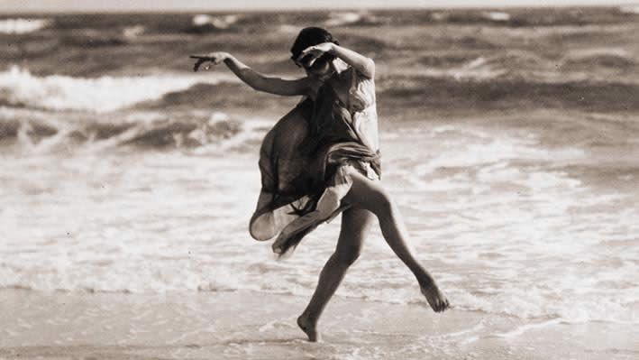 Tod von Isadora Duncan – 1927