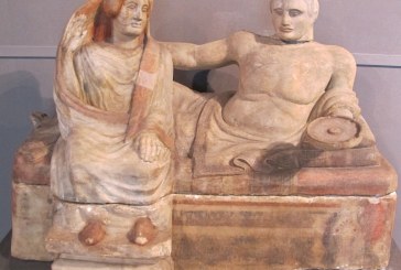 Bauer entdeckt zufällig intakten etruskischen Grab
